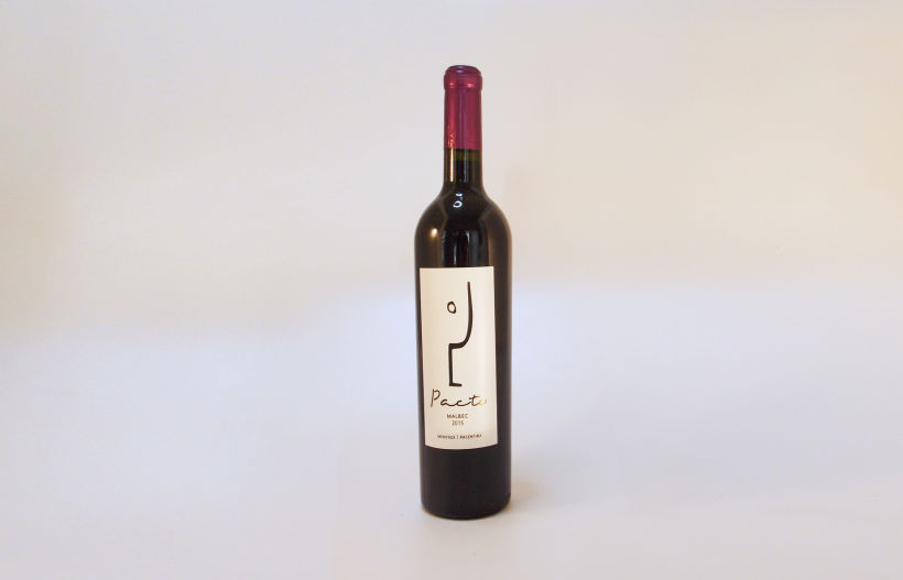 Diseño de etiquetas de vino para Pacto -1