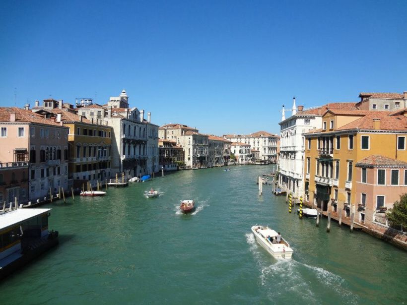 il canale - venezia Italia 10
