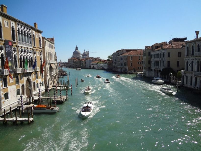 il canale - venezia Italia 11