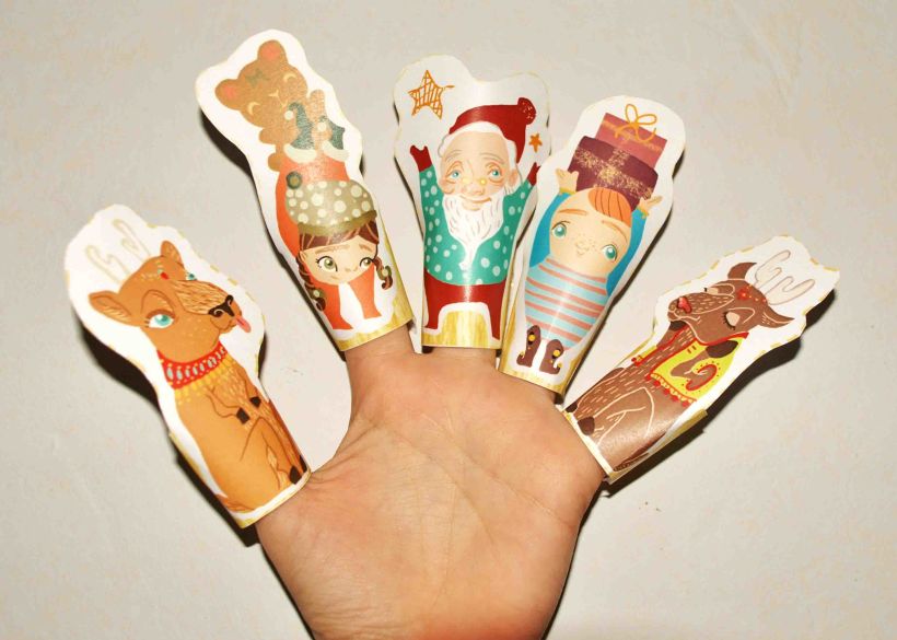 Christmas paper finger puppets -1