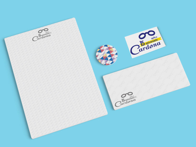 Branding for an Optical store, in order to celebrate her 15th aniversary 0