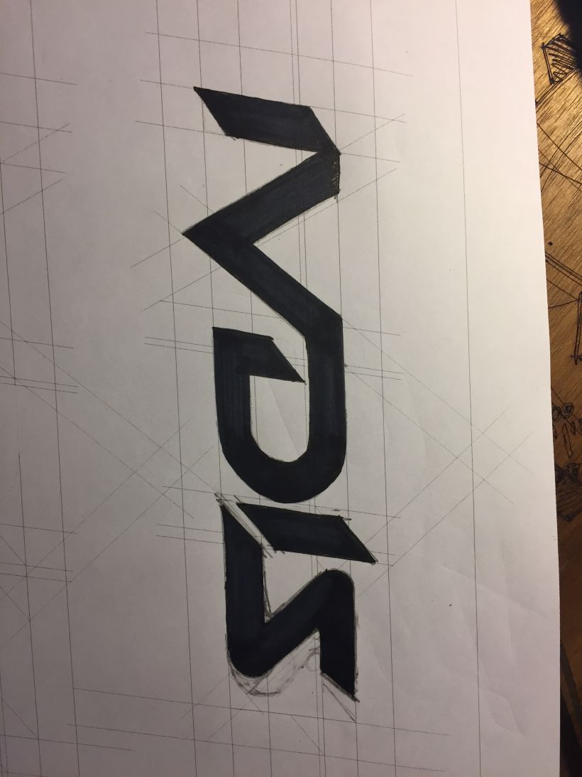 Diseño del logotipo de IVDIS (monograma a usar mas adelante: Dragón) 3