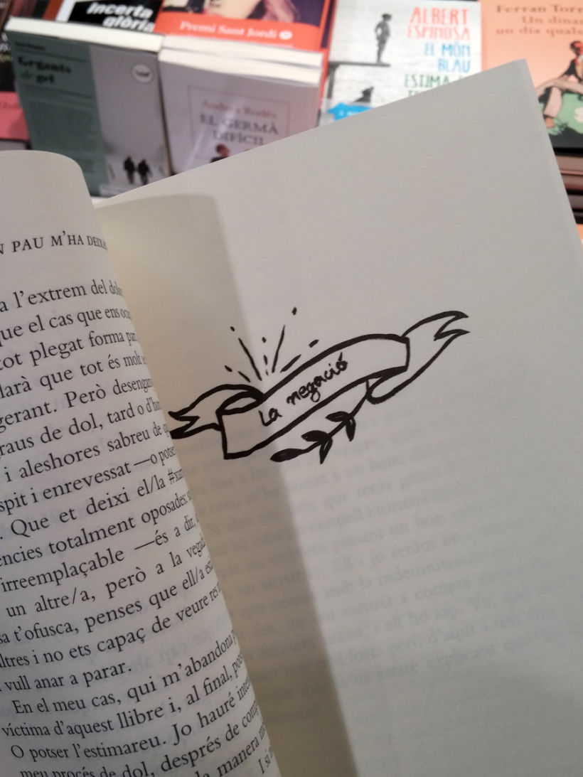 Ilustración de portada y letterings del libro "En Pau m'ha deixat" de Núria Casas 4