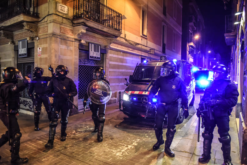 Disturbios en el barrio de Gràcia, Barcelona 1