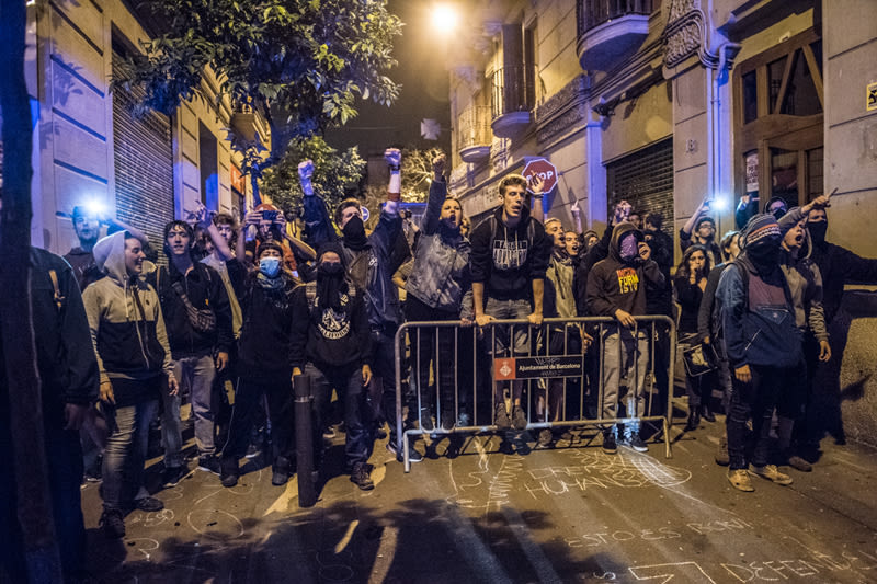 Disturbios en el barrio de Gràcia, Barcelona 12