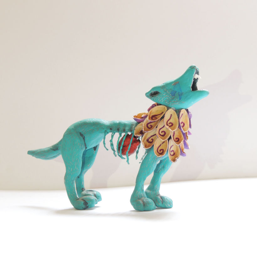 "El Rey Desterrado" Art Toy que representa al último lobo mexicano 0