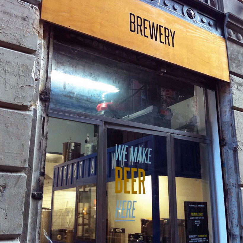Hand Lettering - Caravelle Brewery, Barcelona 7