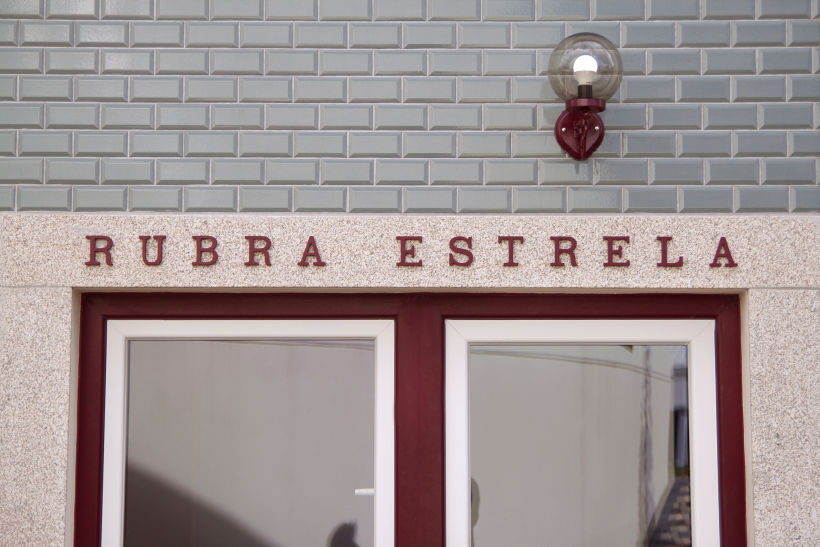 Rubra Estrela - Identity 4