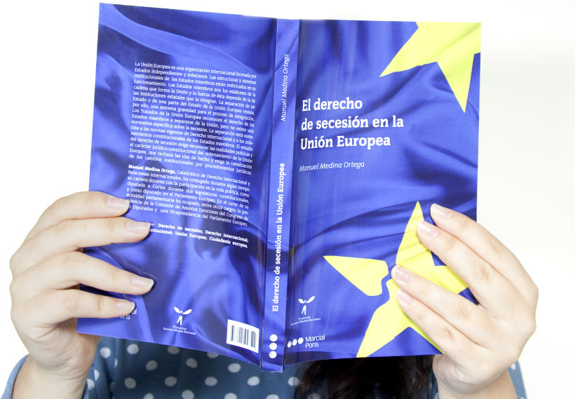 Diseño de la cubierta del libro "Derecho de secesión en la  Unión Europea" -1