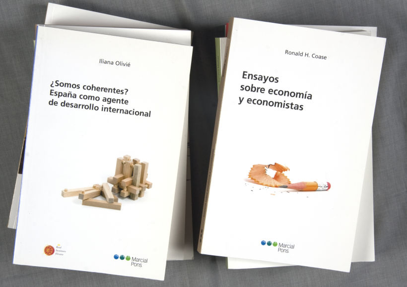 Diseño de portadas de la "Colección Economía" 0
