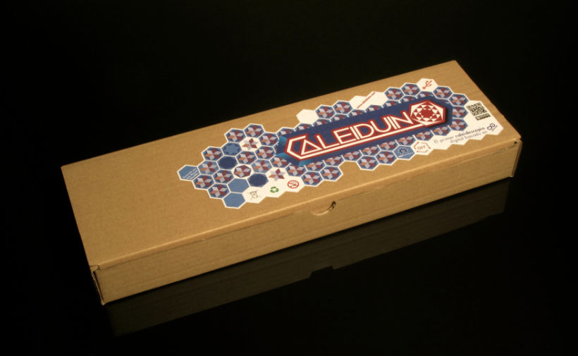 Caleiduino - Branding & Packaging 3