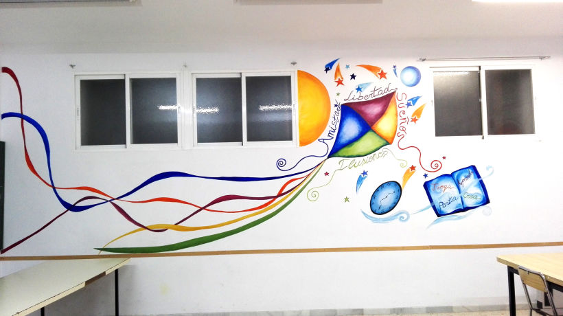 TH, ya hemos terminado uno de nuestros proyectos de pintura mural con "Proyecto cometa" en la Parroquia La Paz del distrito norte de Granada.(Painting process) 14