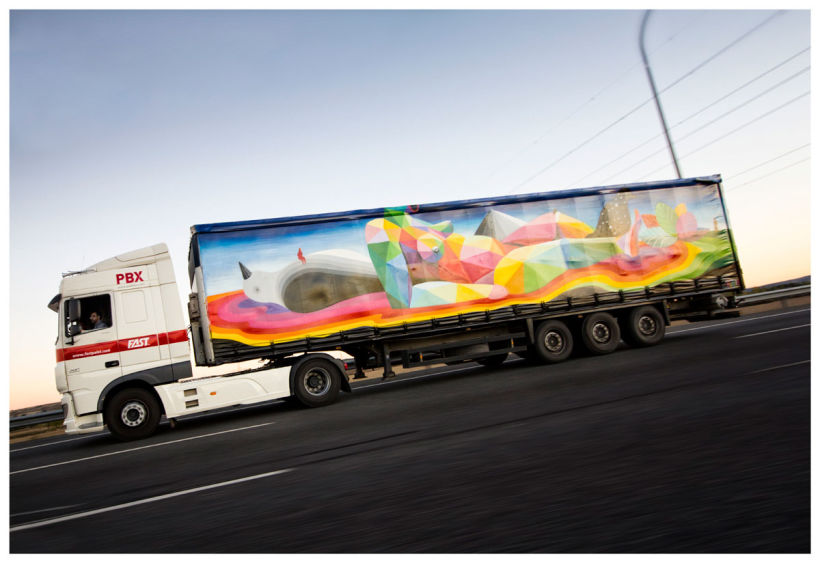 Arte itinerante a lomos de un camión de mercancías 6