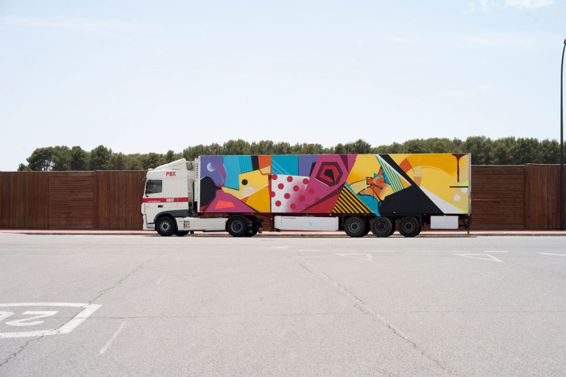 Arte itinerante a lomos de un camión de mercancías 15