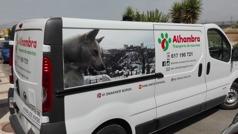 Logotipo, papelería y rotulación de furgoneta "Alhambra" 7