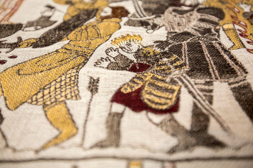 Un tapiz bordado con escenas épicas de Juego de Tronos 9
