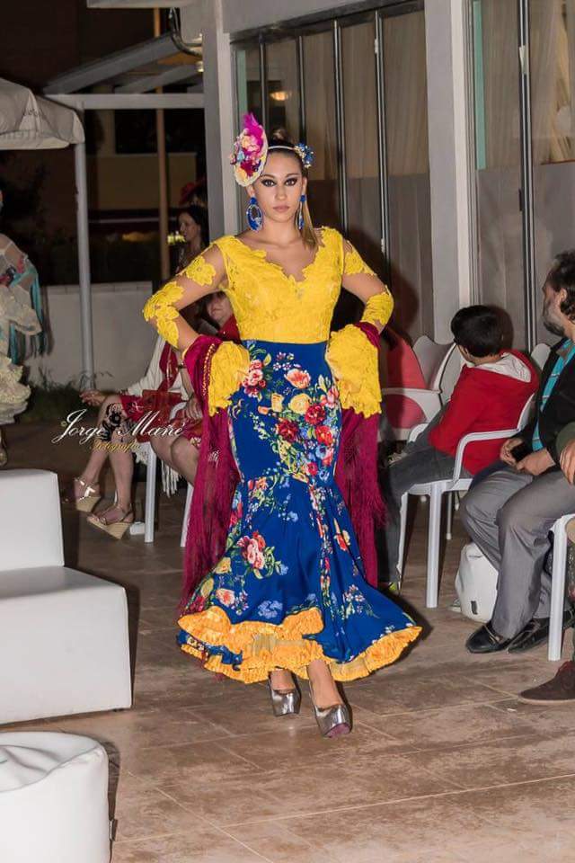 Colección SUEÑOS. Moda Flamenca para mujer. 0