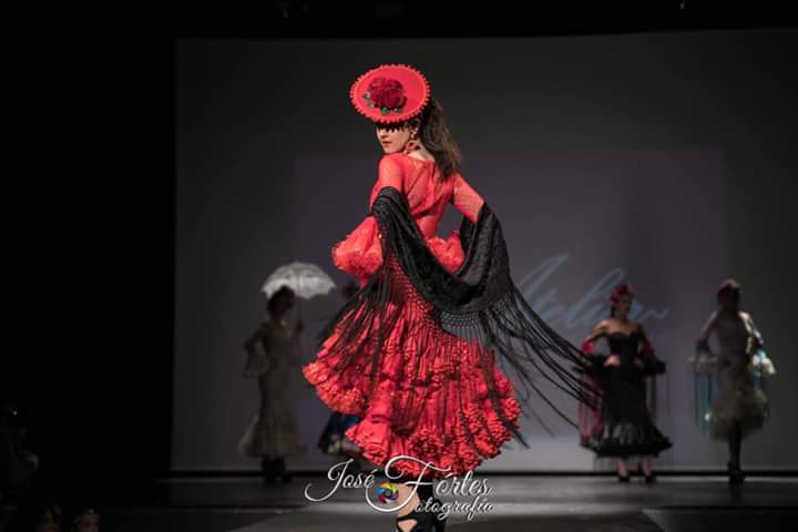 Colección SUEÑOS. Moda Flamenca para mujer. 3