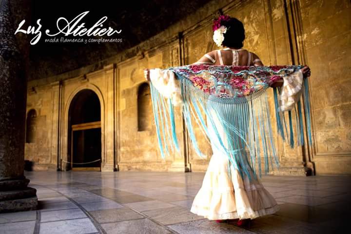 Colección SUEÑOS. Moda Flamenca para mujer. 10