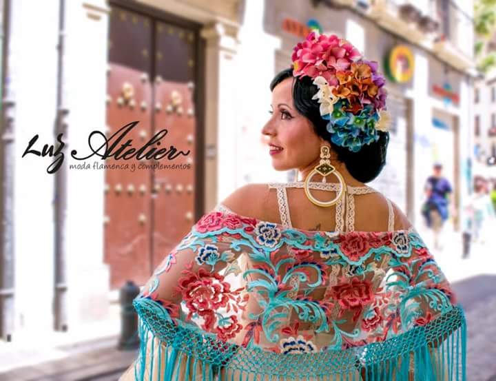 Colección APRIL. Complementos artesanales para mujer Flamenca. 5