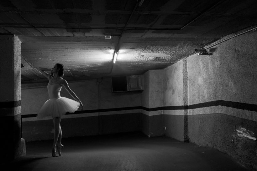 Bailarina y Urbe 9