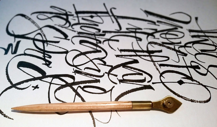Mister Kams, un romance entre caligrafía y lettering 1