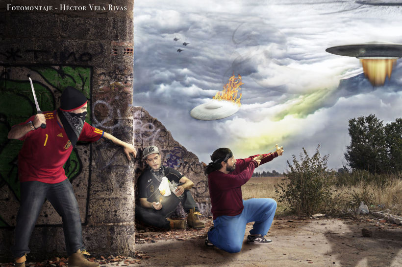 El ataque de los OVNIS - Fotografía creativa y fotocomposición - Héctor Vela Rivas 0
