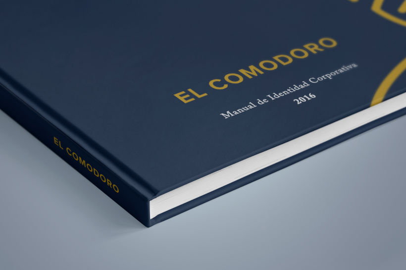 EL COMODORO: Naming, Branding, Editorial 1