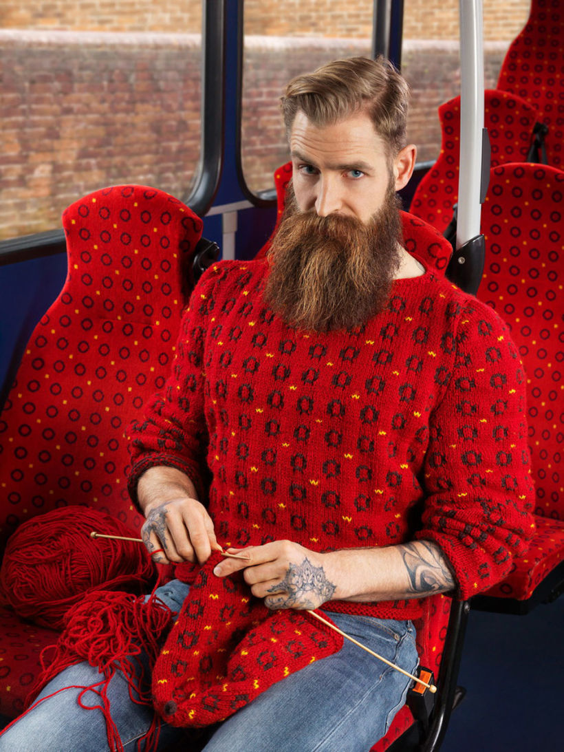 Knitted Camouflage: mimetismo urbano 1