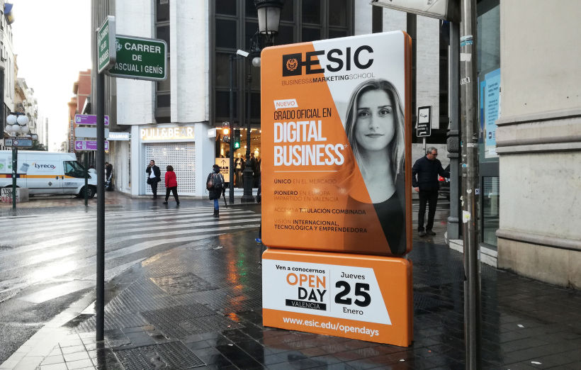 Mupi ESIC Valencia "Digital Business" 2018 0