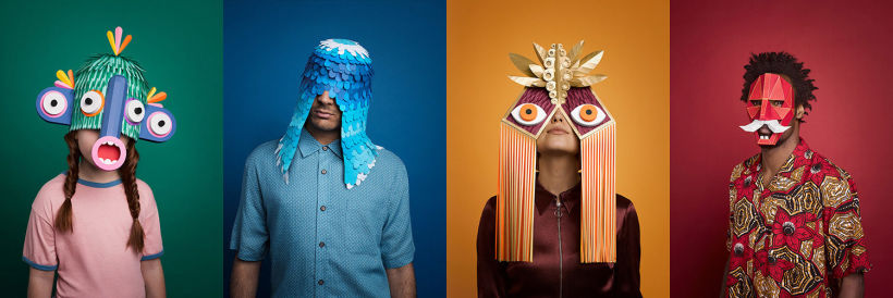 Máscaras de papercraft en el cartel del Barcelona el Grec Festival 10