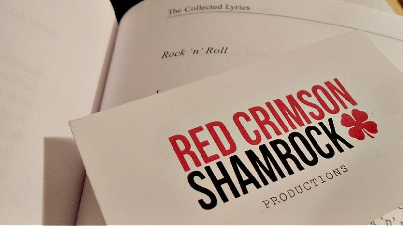 Directora en Red Crimson Shamrock 7