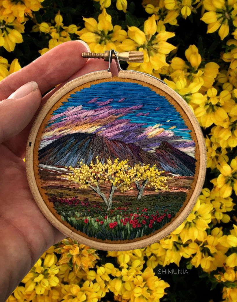 Shimunia: Pintando coloridos paisajes con aguja e hilo 4