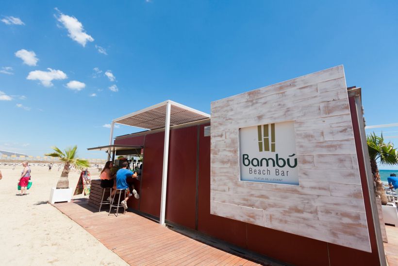 Bambú Beach Bar // Brand design 6