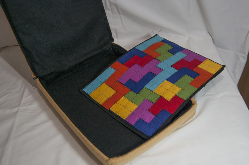 Juego de corcho inspirado en el clásico Tetris 4