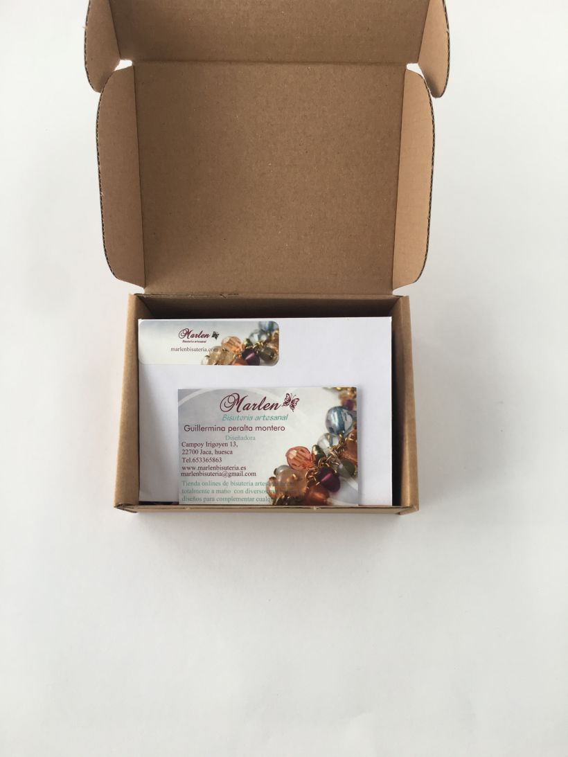 Mi Proyecto del curso: Diseño de packaging: experiencia unboxing de productos enviados por correo 1
