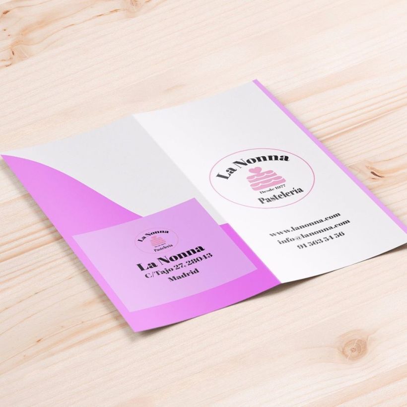 Diseño de logotipo y carta de productos para pastelería La Nonna en Madrid . . 1