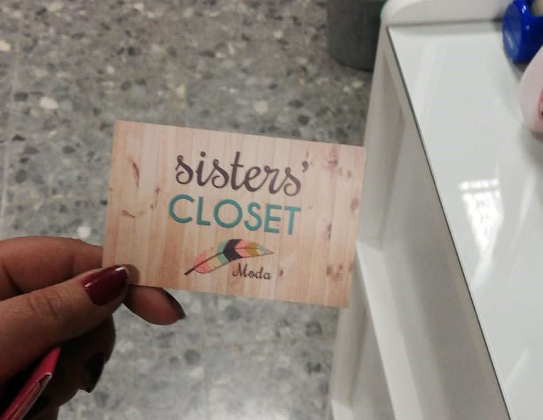 Mi Proyecto del curso: Arte final: Sisters' Closet Moda 2