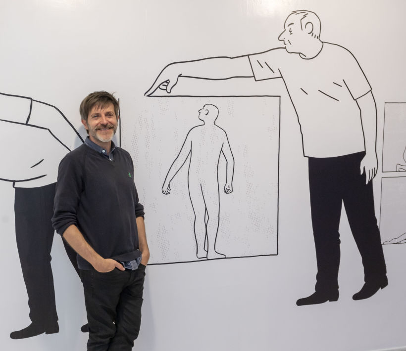 Paco Roca en su exposición "El dibujante" / Cortesía de IVAM 