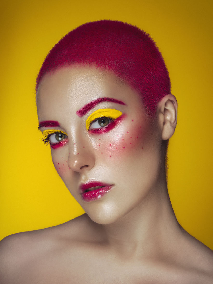 Modelo: Elle Maquillaje: Victoria Stansfield Fotografía y edición: Rebeca Saray con Pentax645Z y Broncolor