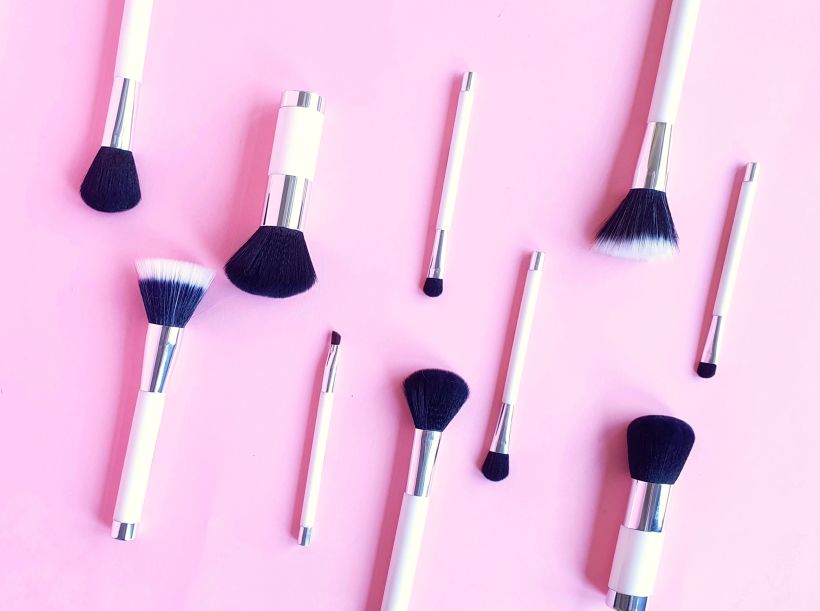 SOFT SHADOWS: Magnetic makeup brushes flat lay