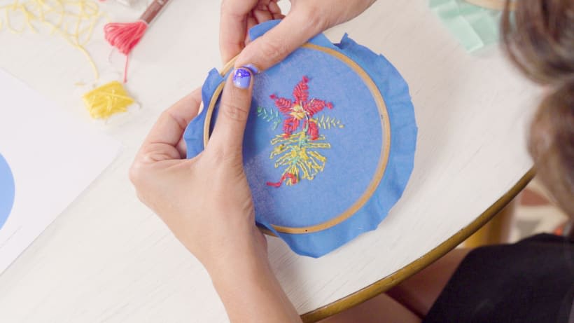 Embroidery Tutorial: Simple Flowers in 5 Steps 12