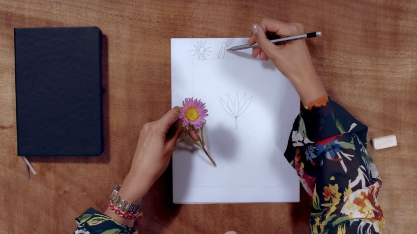 Dibuja tu primera flor partiendo de un centro simétrico