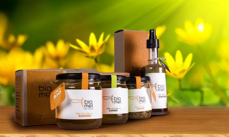 Diseño de Marca y Packaging "Biomel" - miel | Domestika
