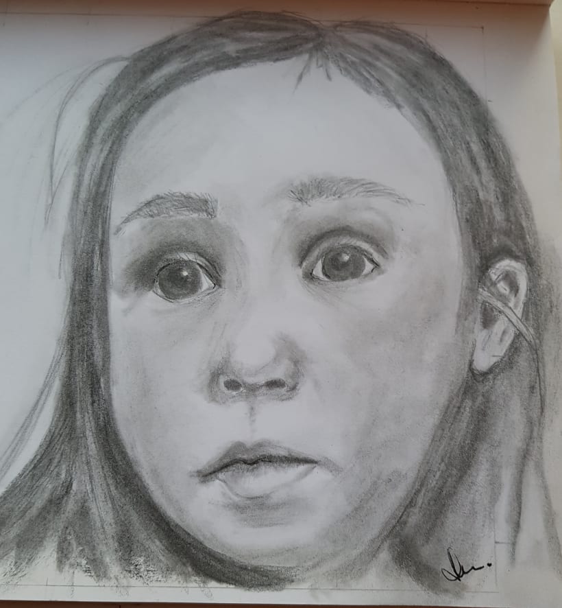 My project in Realistic Portrait with Graphite Pencil course Domestika